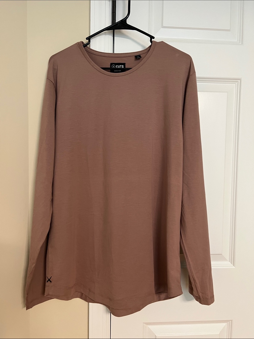 Cuts Clothing Men's Long Sleeve Crewneck Shirt - Mauve Brown